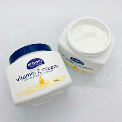 Kem dưỡng Vitamin E Redwin 300gr (Úc)